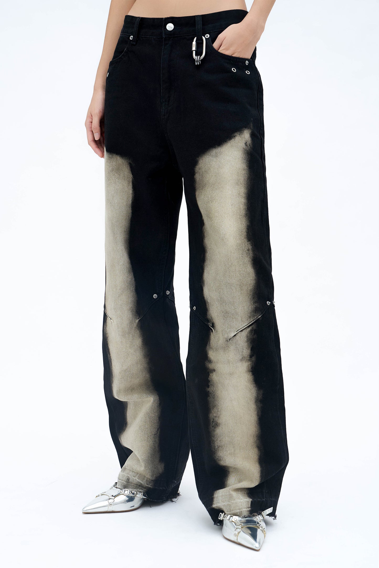 HAND D/BLEACHED JEANS