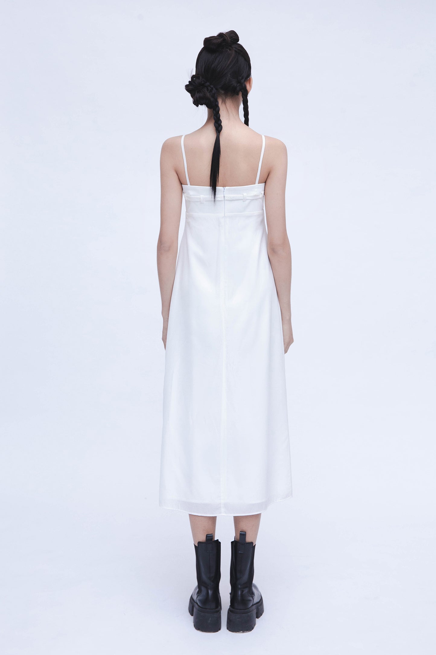 BUCKLE SLIP DRESS (WHITE)