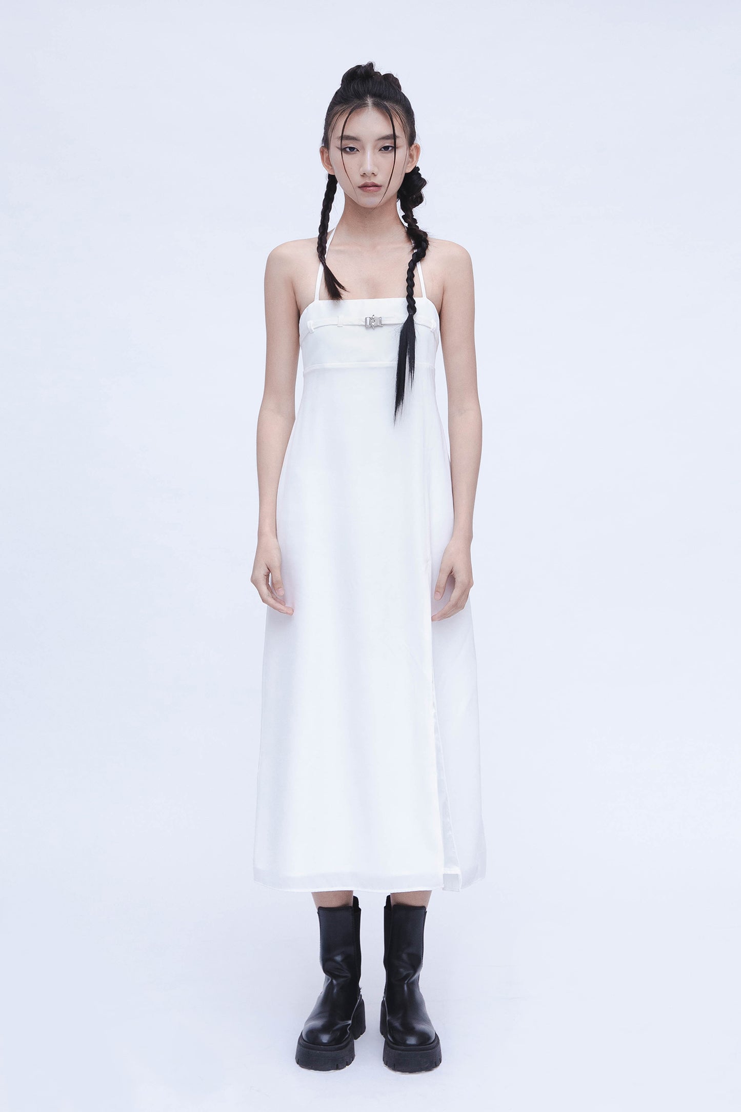 BUCKLE SLIP DRESS (WHITE)