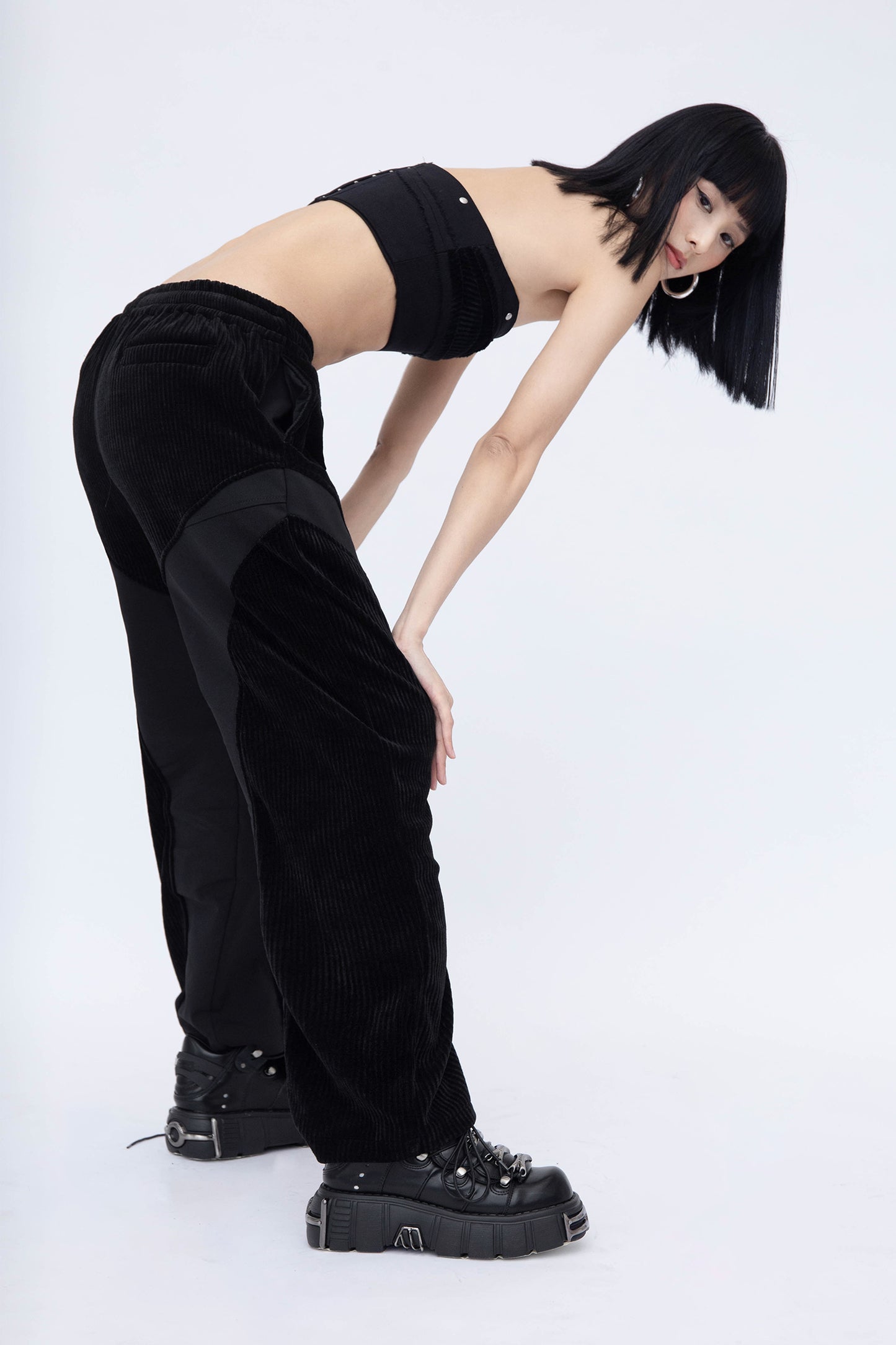 CORDUROY JOGGER PANTS (BLACK)