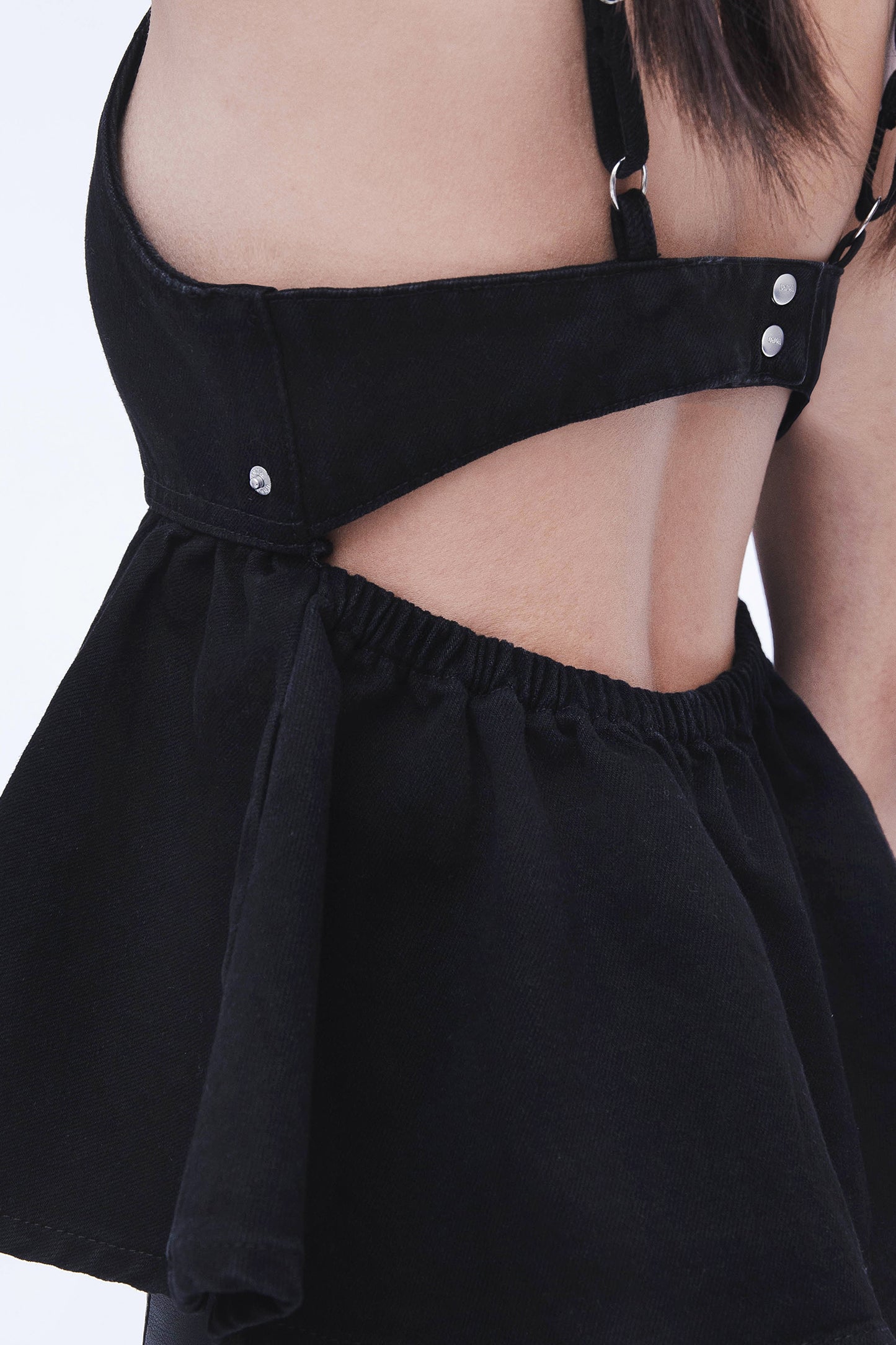 DENIM PUPLUM TOP (BLACK)