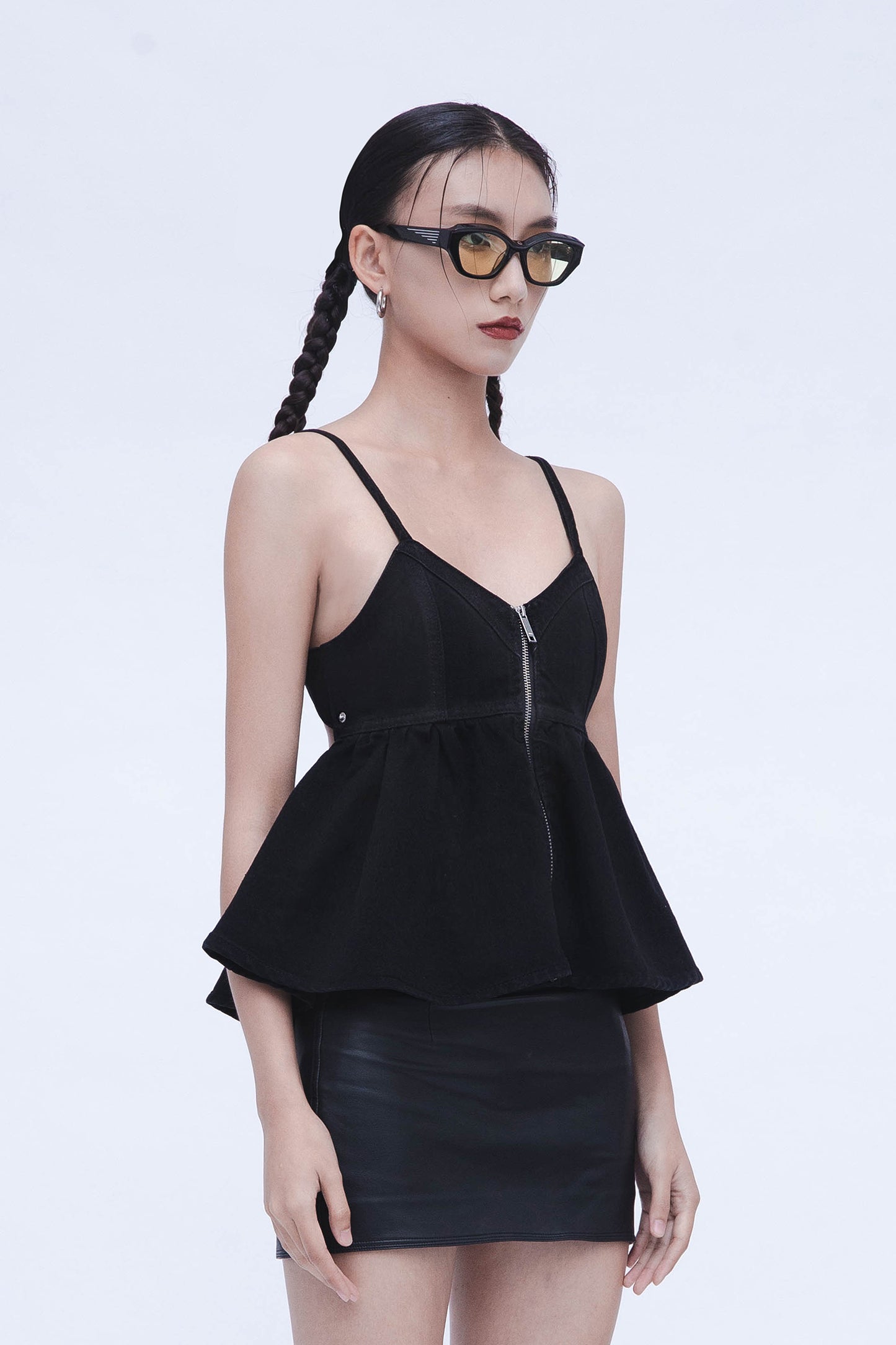 DENIM PUPLUM TOP (BLACK)