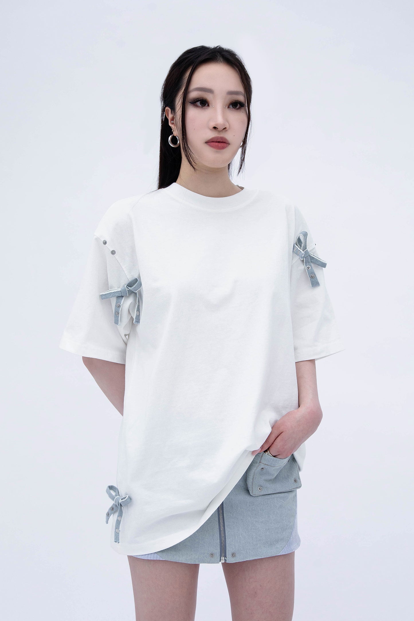 LITTLE RIBBON T-SHIRT (WHITE)