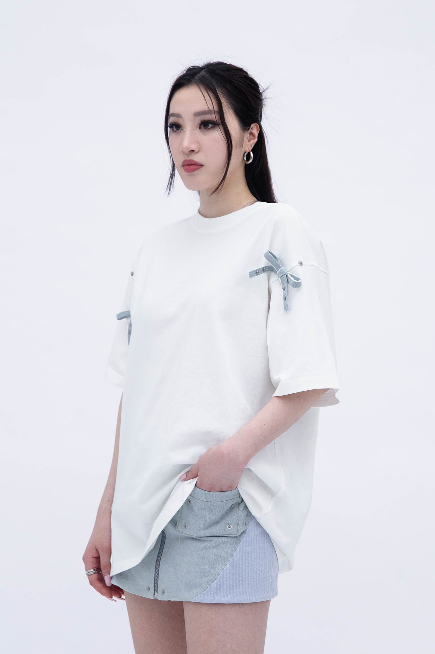 LITTLE RIBBON T-SHIRT (WHITE)