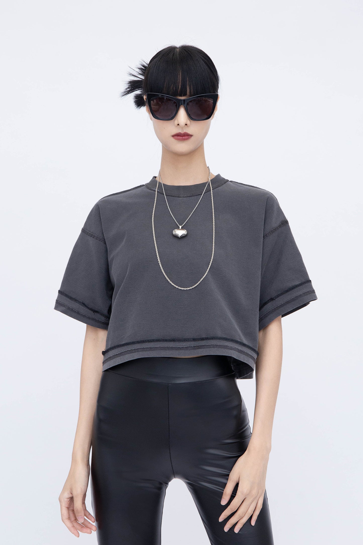 REVERSIBLE CROP T-SHIRT (DARK GREY)