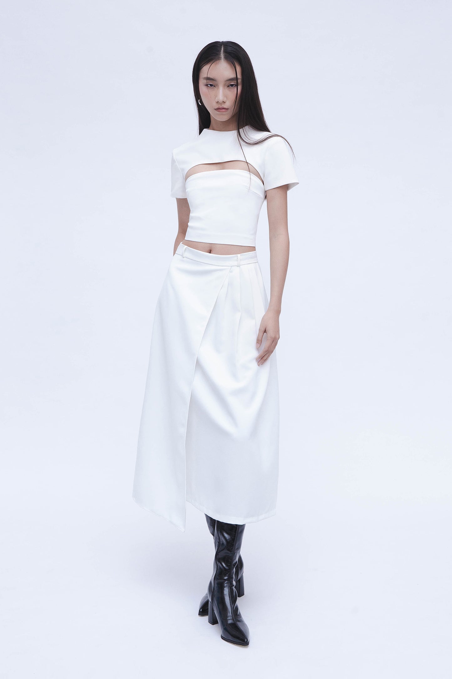 SEMI PLEATED SKIRT (WHITE)