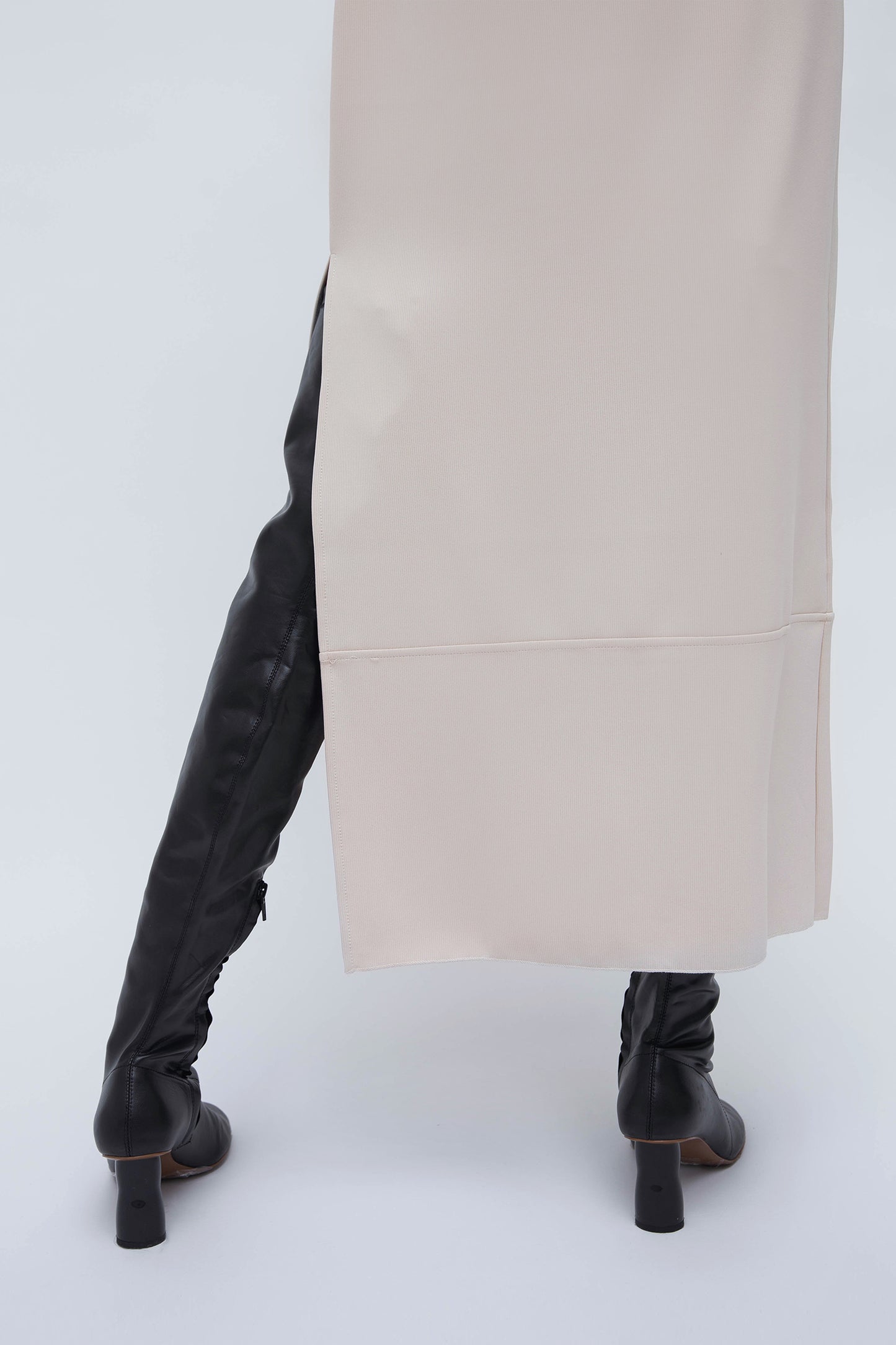 CATIA MAXI DRESS (NUDE)