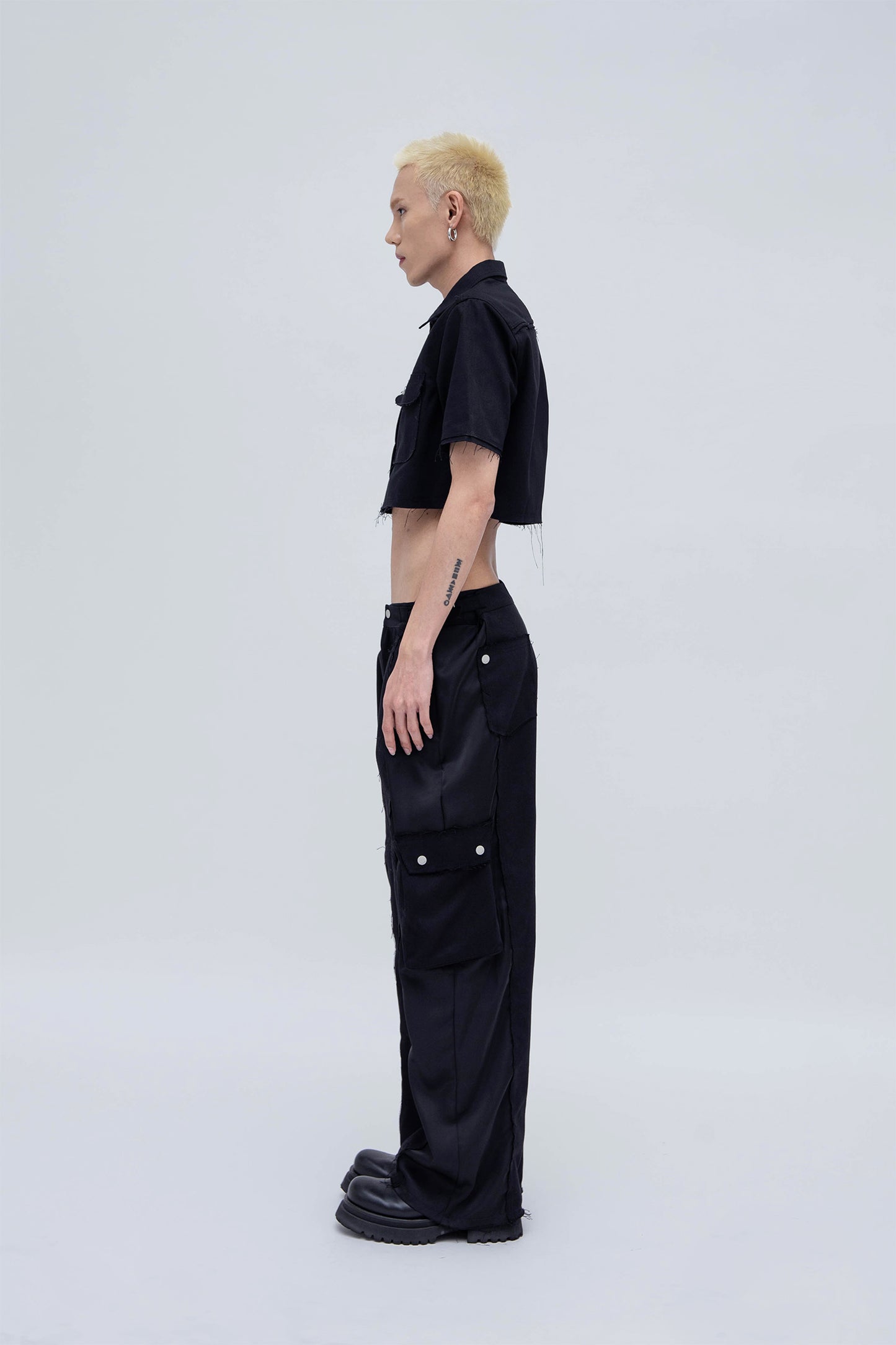 DENIM CARGO PANTS (BLACK)