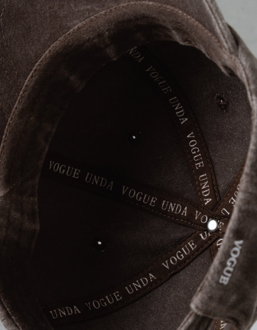Vogue X UNDA: "EDITOR'S PICK" CAP