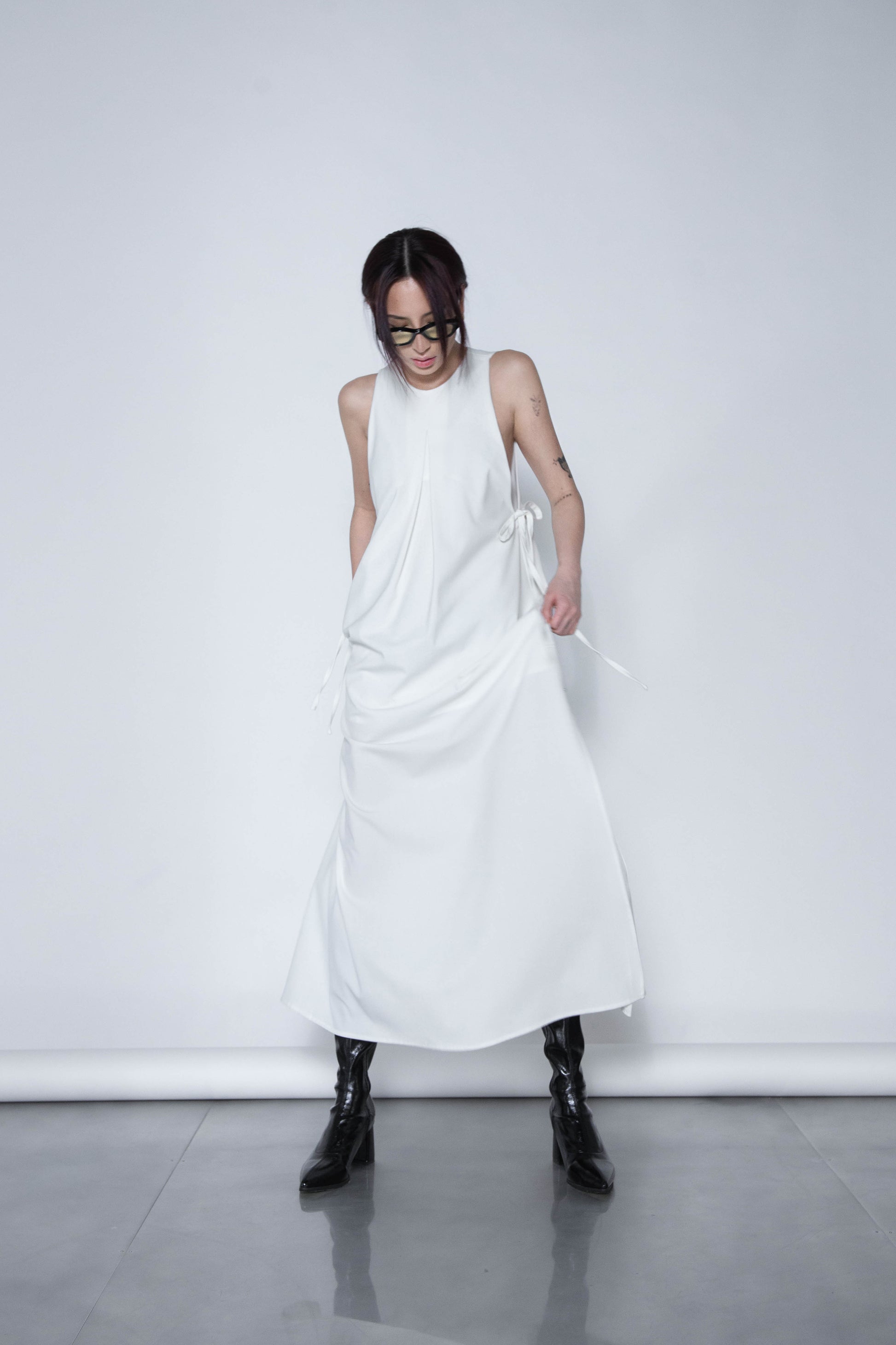 A-LINE MAXI (WHITE) storeunda A-LINE MAXI (WHITE) storeunda