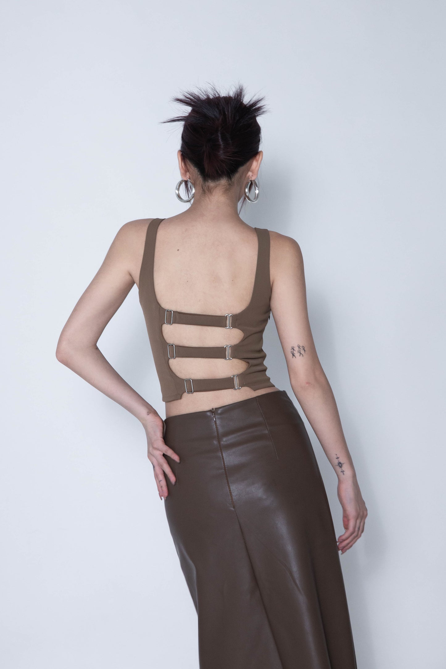 CUT OUT CORSET (BROWN)