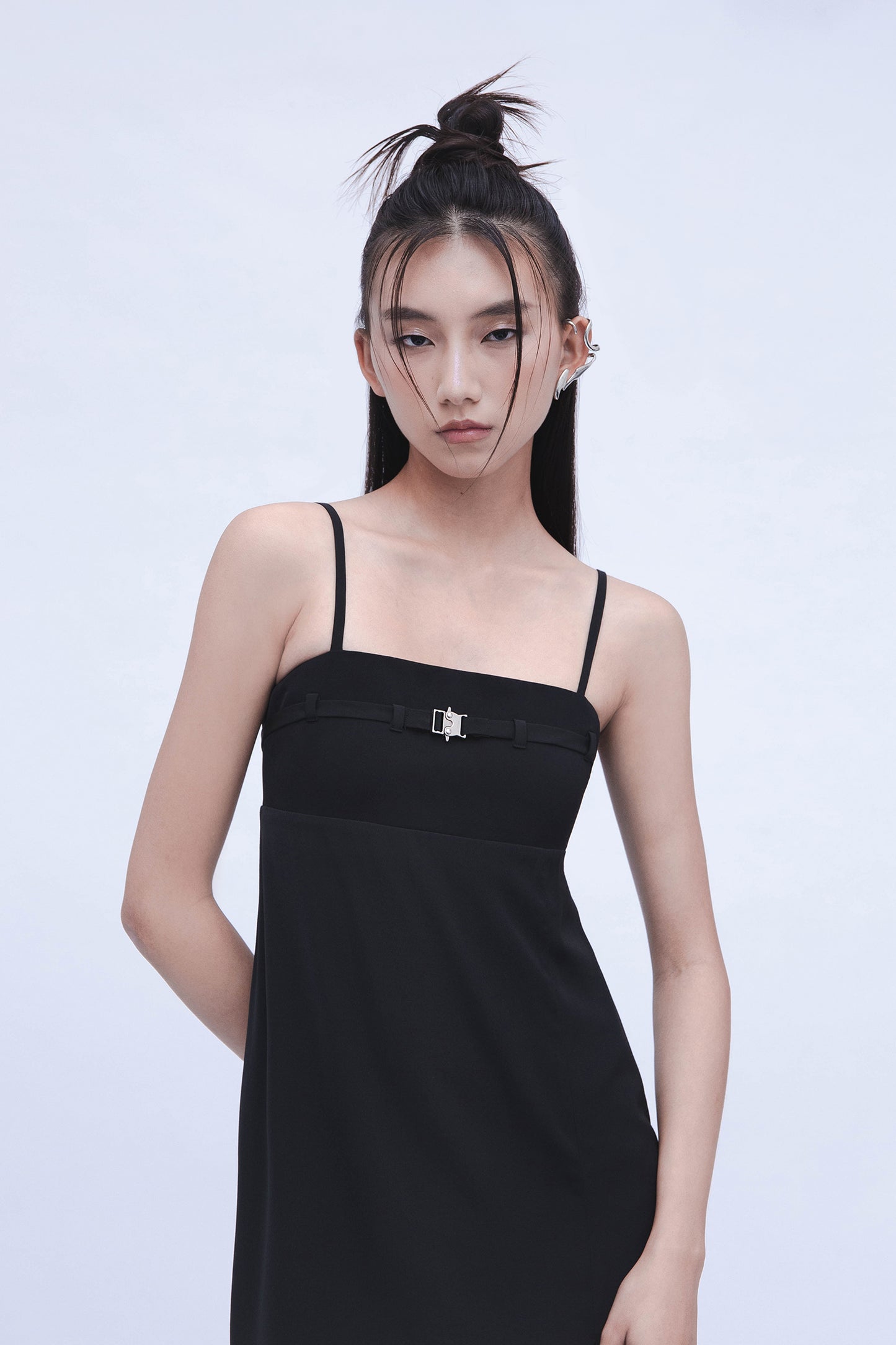 BUCKLE SLIP DRESS (BLACK)