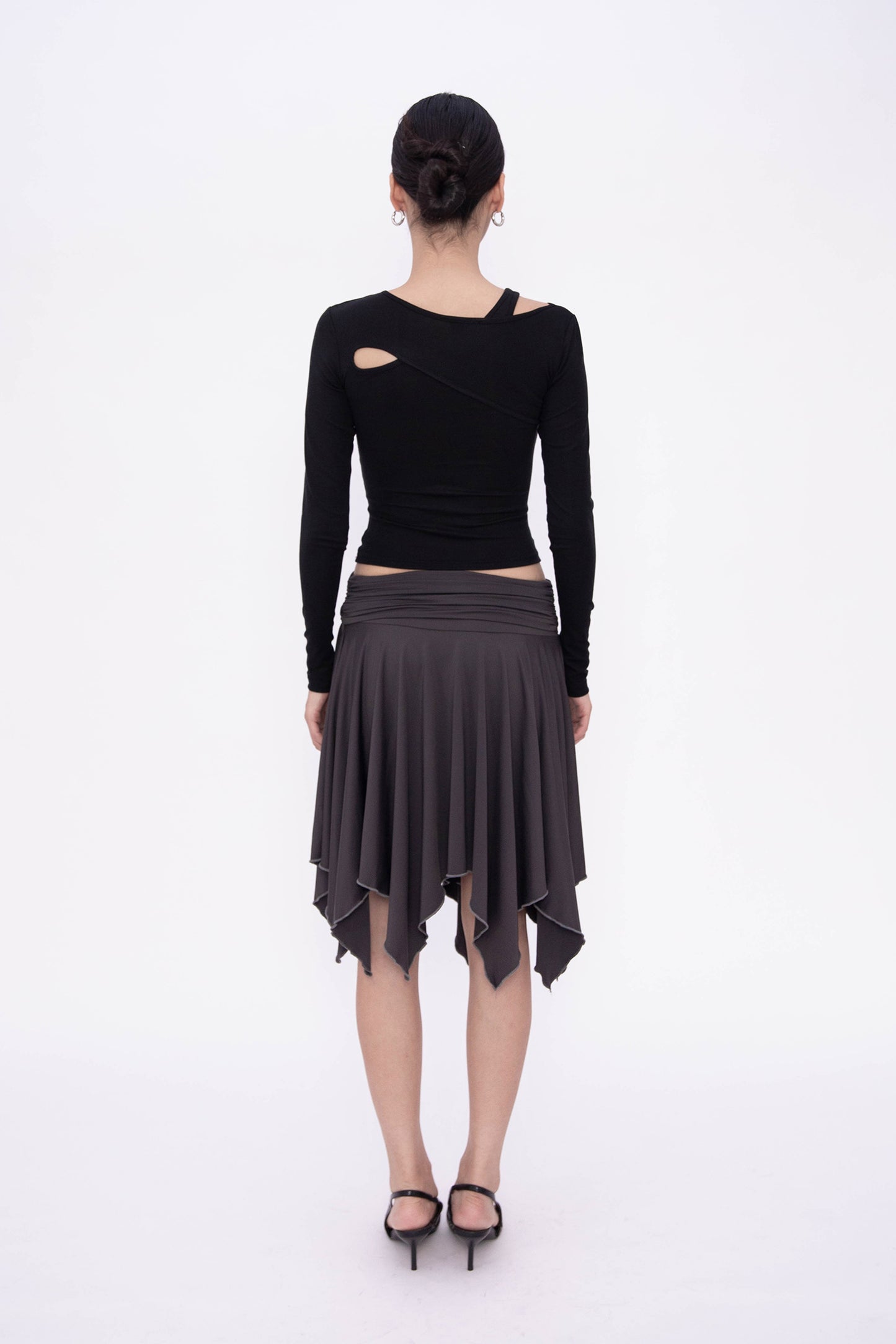 MIRA KEYHOLE TOP (BLACK)