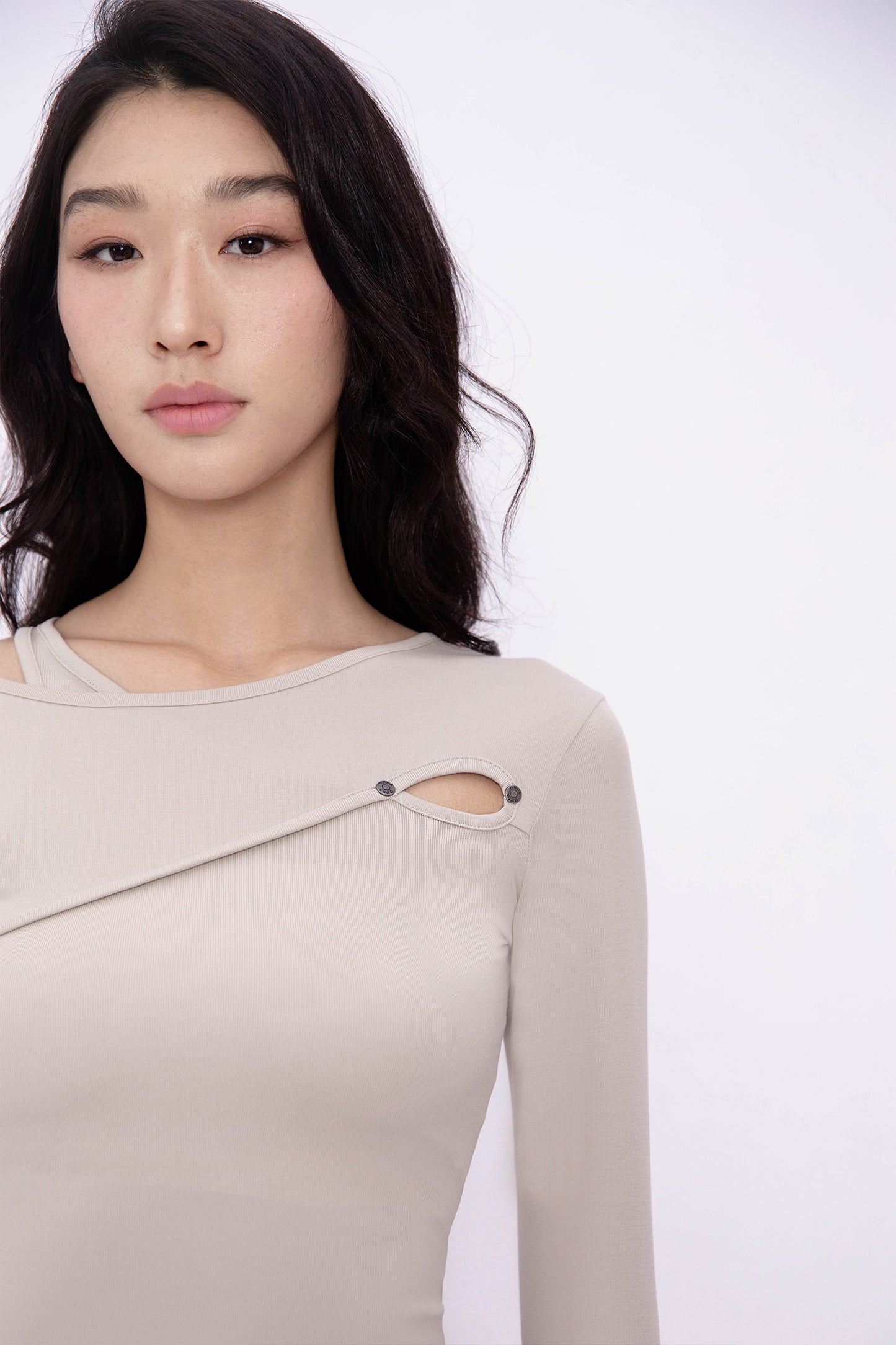 MIRA KEYHOLE TOP (GREIGE)