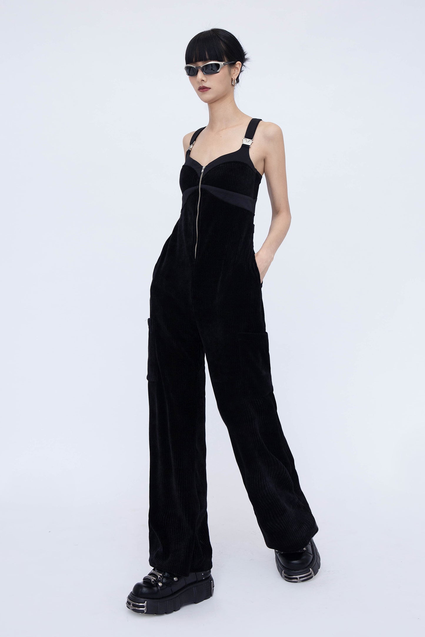 CORDUROY OVERALLS (BLACK)