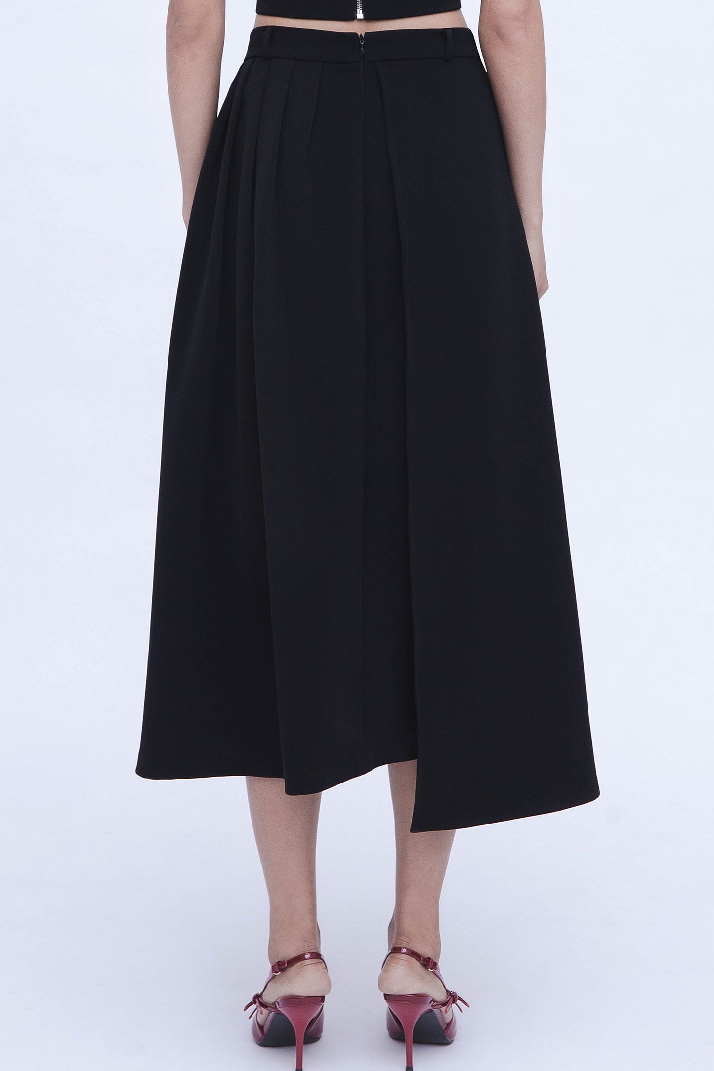 SEMI PLEATED SKIRT (BLACK)