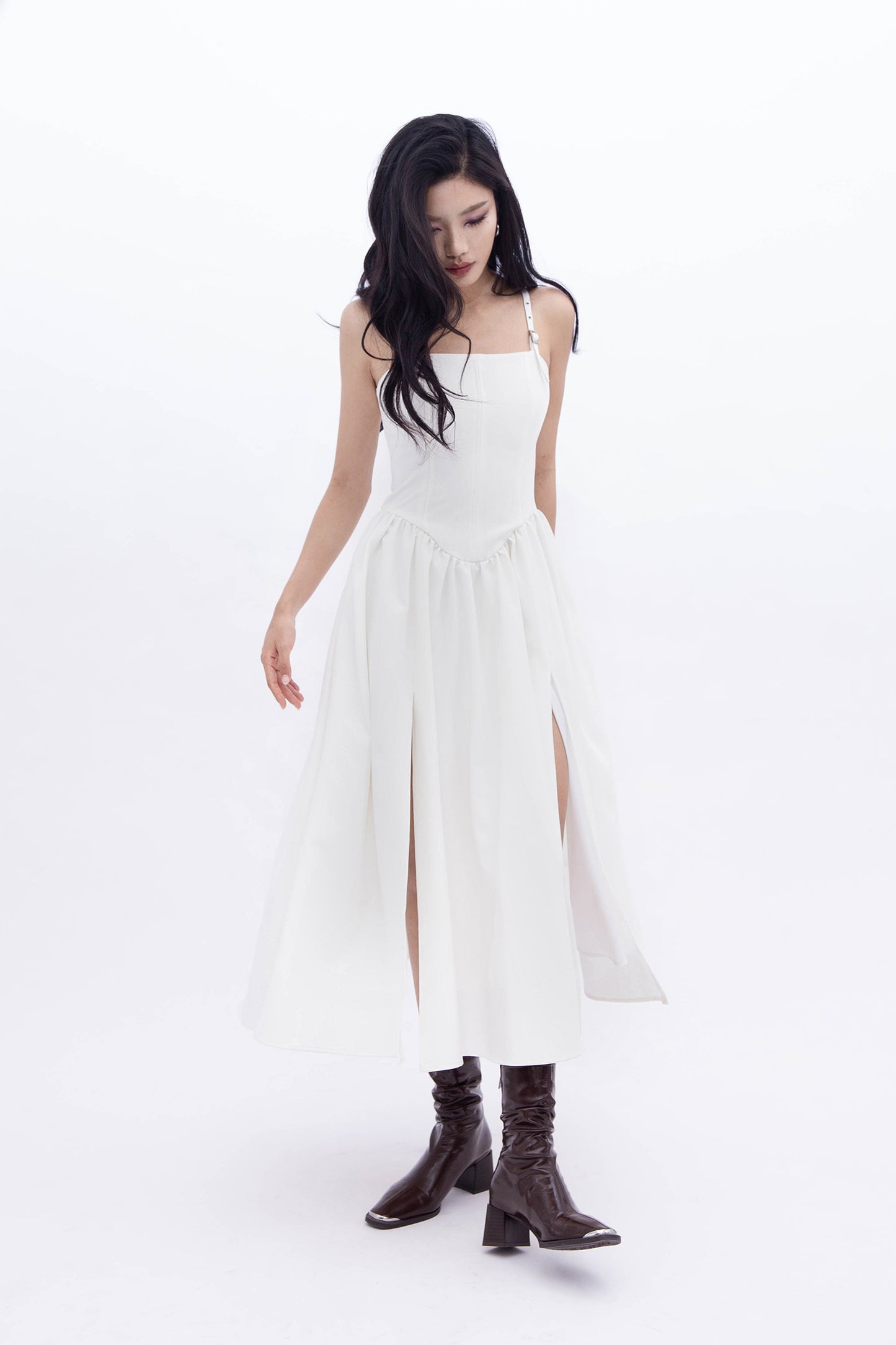 TAYA MAXI DRESS (WHITE)