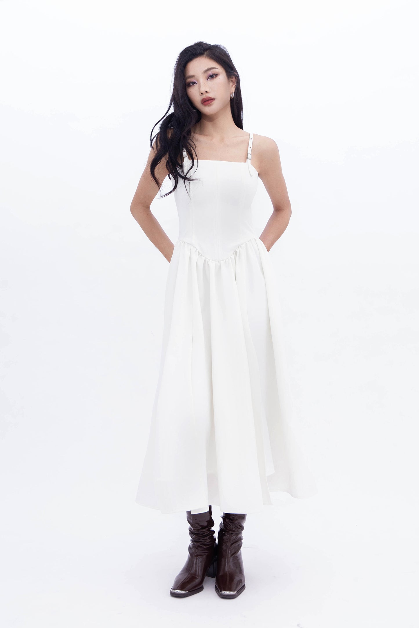TAYA MAXI DRESS (WHITE)