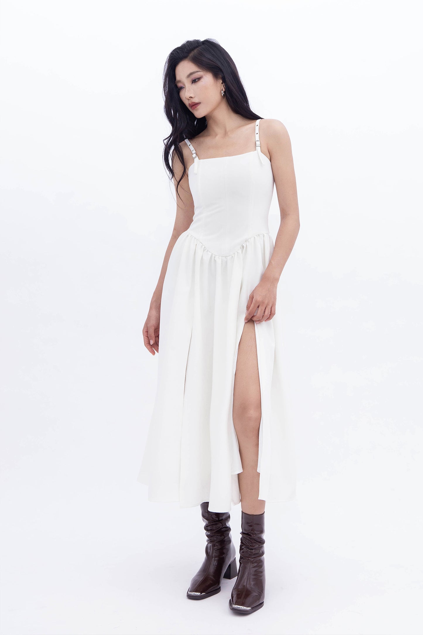 TAYA MAXI DRESS (WHITE)