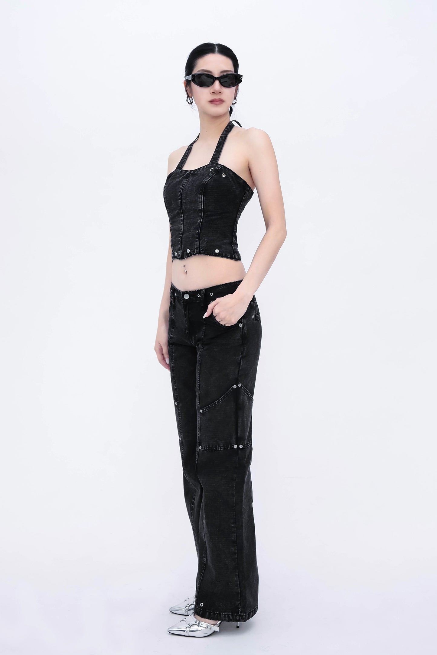 RUFFY HALTER CORSET (BLACK)