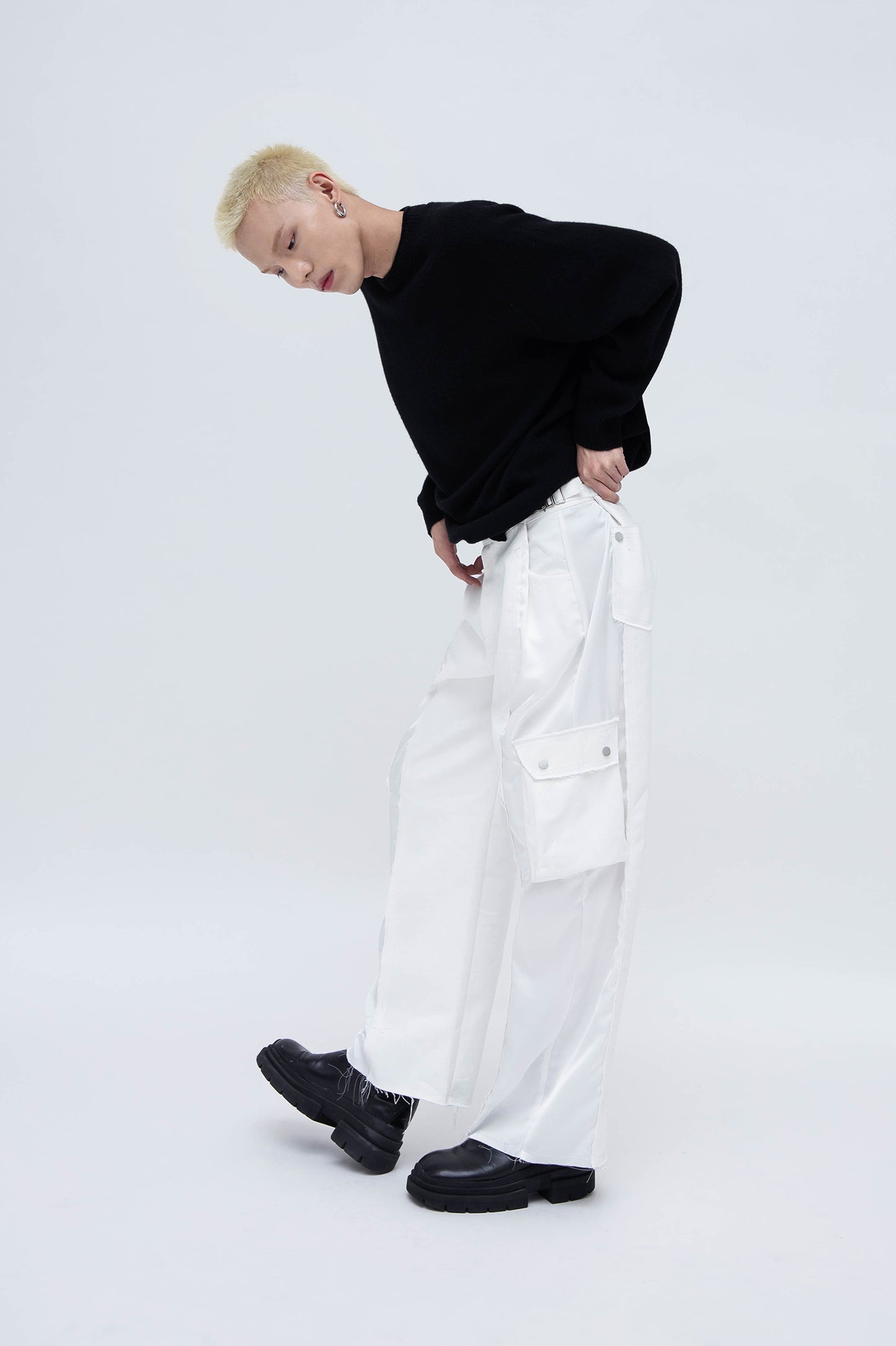 DENIM CARGO PANTS (WHITE)