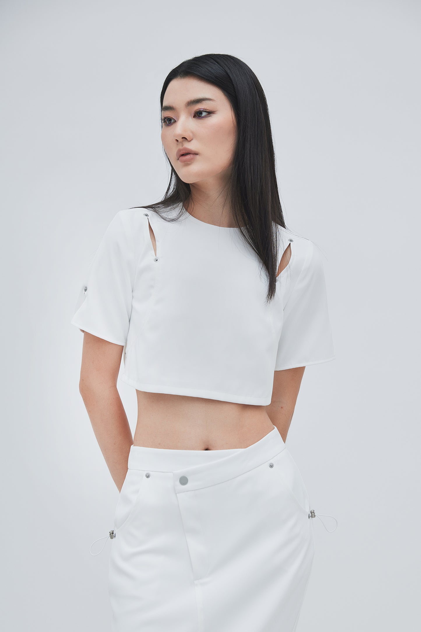 RIVET CROP TOP (WHITE)